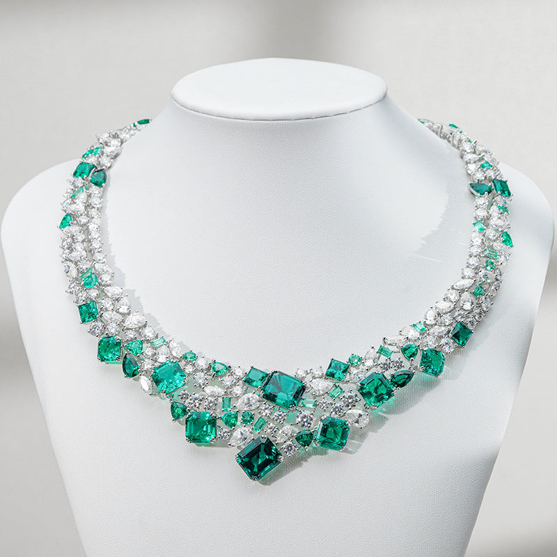 Breathtaking Emerald and Diamond Grandeur Necklace